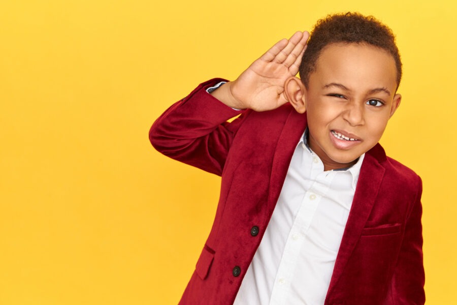 Como Faço para Meu Filho Acostumar Com o Aparelho Auditivo?